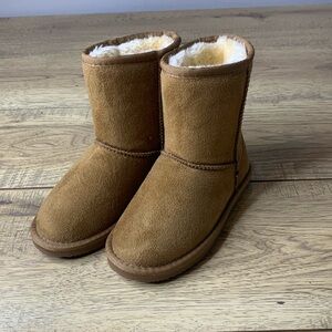 Cozy Tan Kids Boots